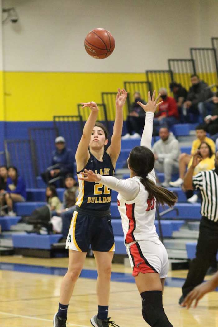 san-antonio-stevens-laredo-alexander-girls-basketball-playoffs00007